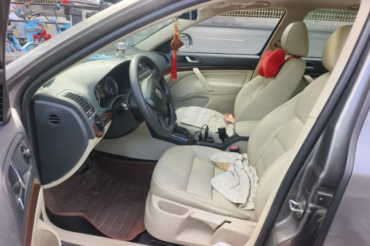 Used Skoda Octavia 2014 1.6L Automatic Yijun Edition Left Front Seat