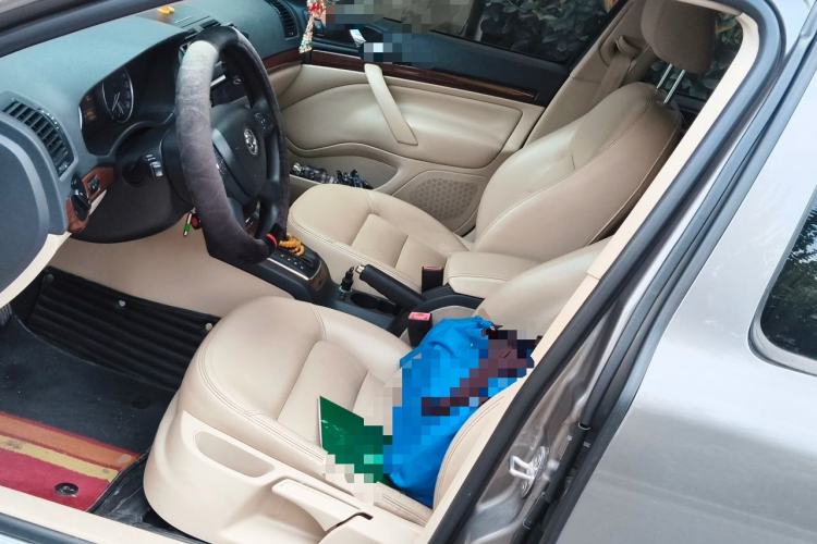 Used Skoda Octavia 2014 1.6L Automatic Yijun Edition Left Front Seat