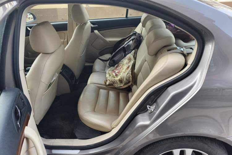 Used Skoda Octavia 2014 1.6L Automatic Yijun Edition Left Rear Seat