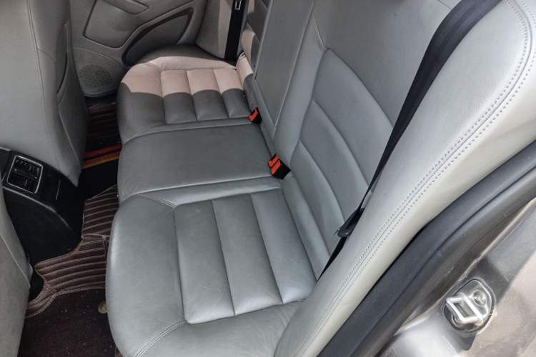 Used Skoda Octavia 2014 1.6L Automatic Yijun Edition Left Rear Seat
