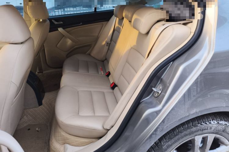 Used Skoda Octavia 2014 1.6L Automatic Yijun Edition Left Rear Seat