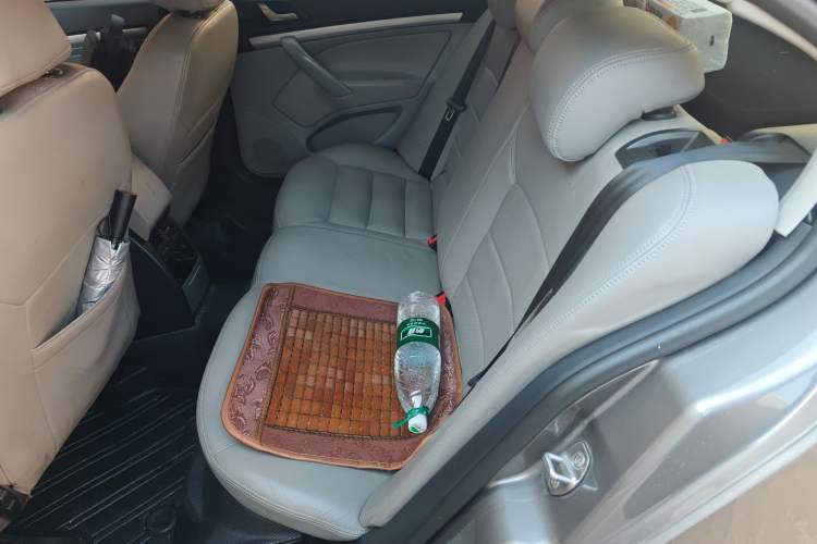 Used Skoda Octavia 2014 1.6L Automatic Yijie Edition Left Rear Seat
