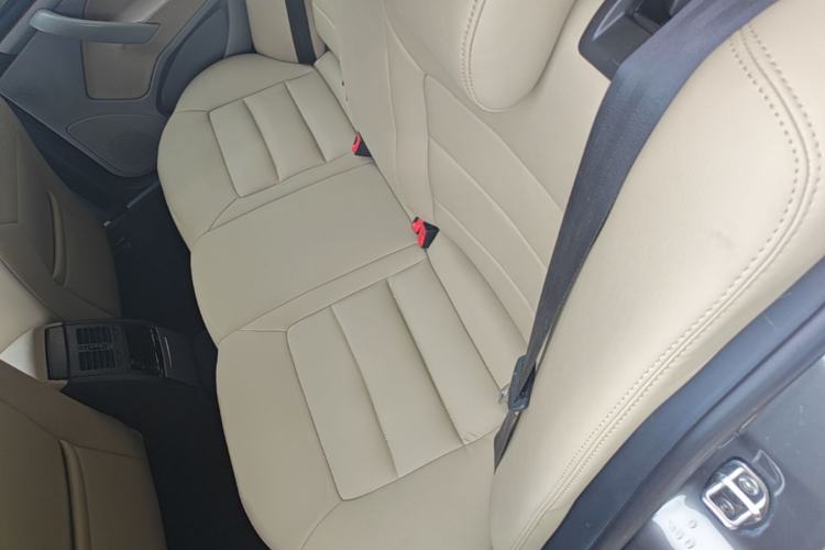 Used Skoda Octavia 2014 1.6L Automatic Yijie Edition Left Rear Seat