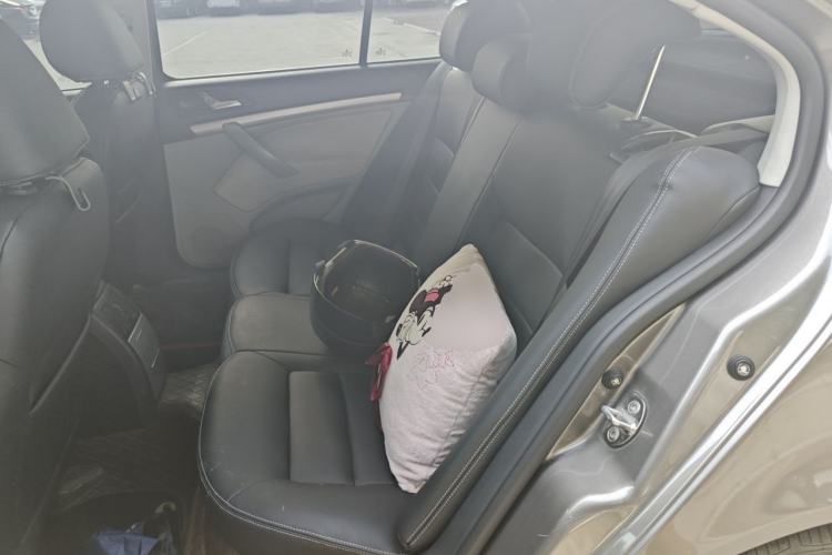 Used Skoda Octavia 2014 1.6L Automatic Yijie Edition Left Rear Seat