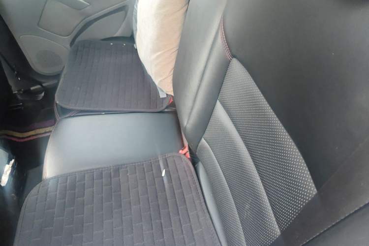 Used Skoda Octavia 2014 1.6L Automatic Yijie Edition Left Rear Seat