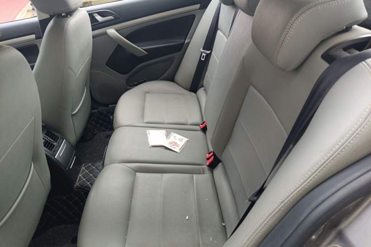 Used Skoda Octavia 2014 1.6L Automatic Yijie Edition Left Rear Seat