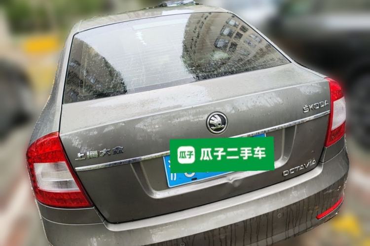 Used Skoda Octavia 2014 1.6L Automatic Yijun Edition Rear
