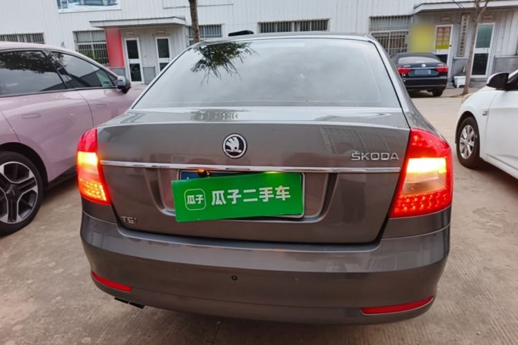 Used Skoda Octavia 2014 1.4TSI DSG Yijun Edition Rear