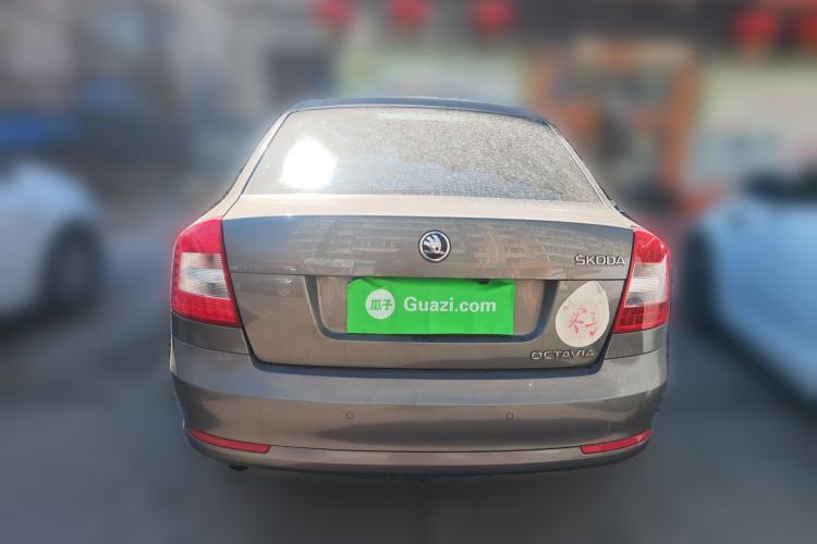Used Skoda Octavia 2014 1.6L Automatic Yijie Edition Rear