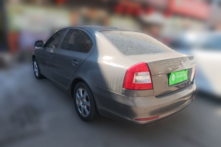 Used Skoda Octavia 2014 1.6L Automatic Yijie Edition Rear Left 45 Deg