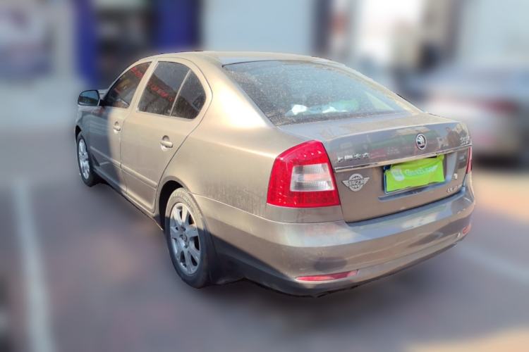 Used Skoda Octavia 2014 1.6L Automatic Yijie Edition Rear Left 45 Deg