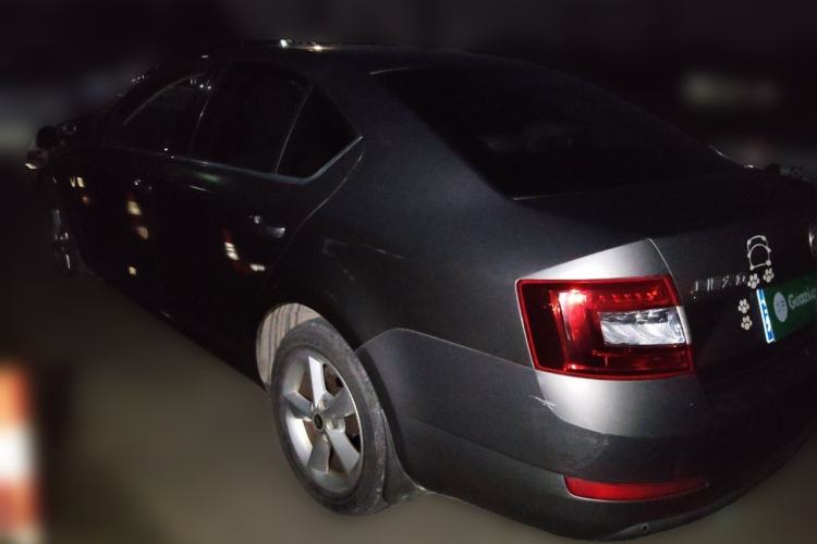 Used Skoda Octavia 2014 1.6L Manual Yijie Edition Rear Left 45 Deg