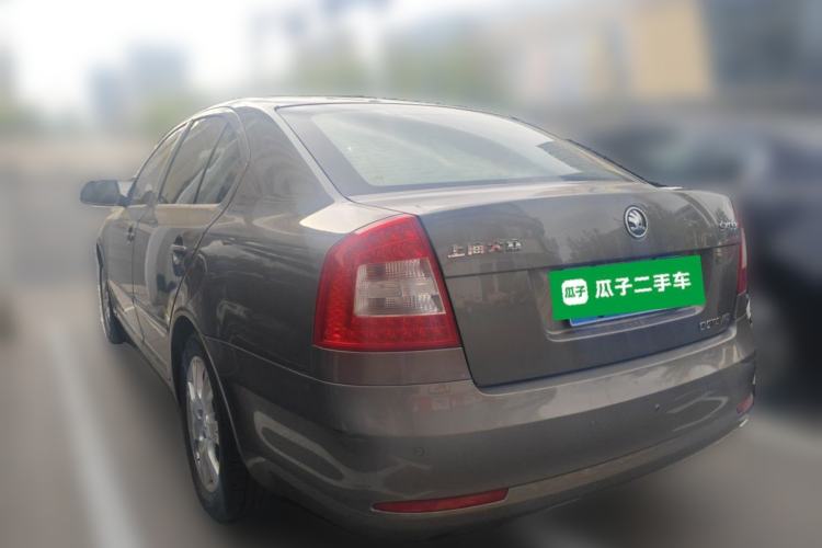 Used Skoda Octavia 2014 1.6L Automatic Yijie Edition Rear Left 45 Deg