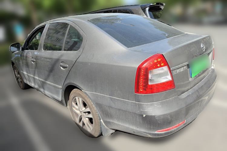 Used Skoda Octavia 2014 1.6L Automatic Yijun Edition Rear Left 45 Deg
