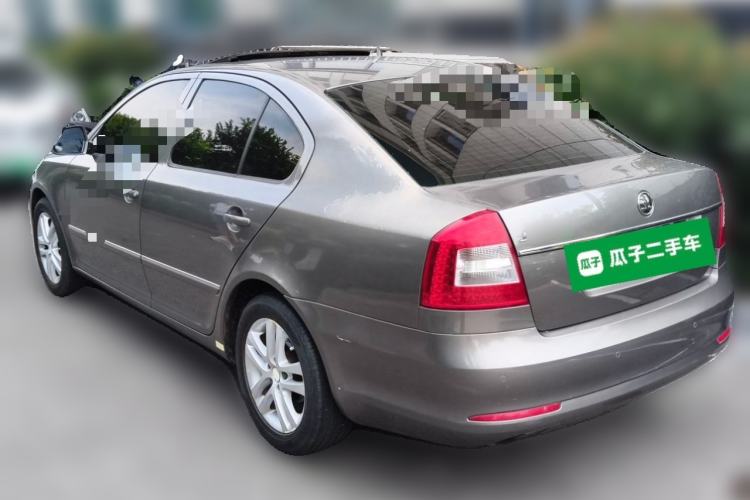 Used Skoda Octavia 2014 1.6L Automatic Yijun Edition Rear Left 45 Deg