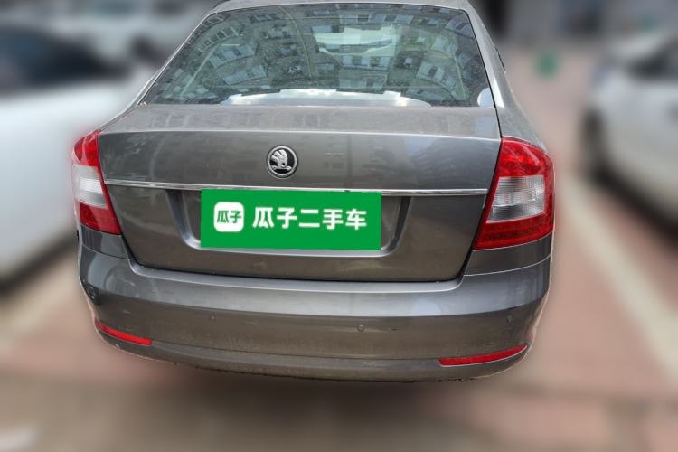 Used Skoda Octavia 2014 1.6L Automatic Yijun Edition Rear