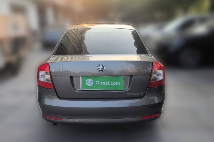 Used Skoda Octavia 2014 1.6L Manual Yijie Edition Rear
