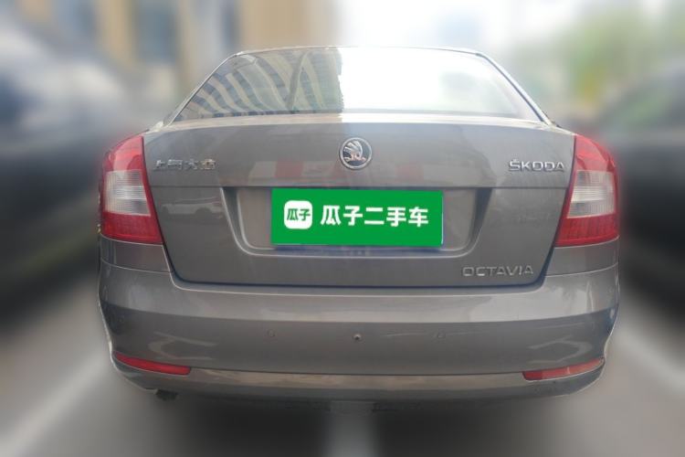 Used Skoda Octavia 2014 1.6L Automatic Yijie Edition Rear