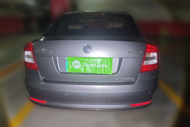 Used Skoda Octavia 2014 1.6L Manual Yijie Edition Rear