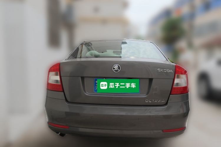 Used Skoda Octavia 2014 1.6L Manual Yijie Edition Rear