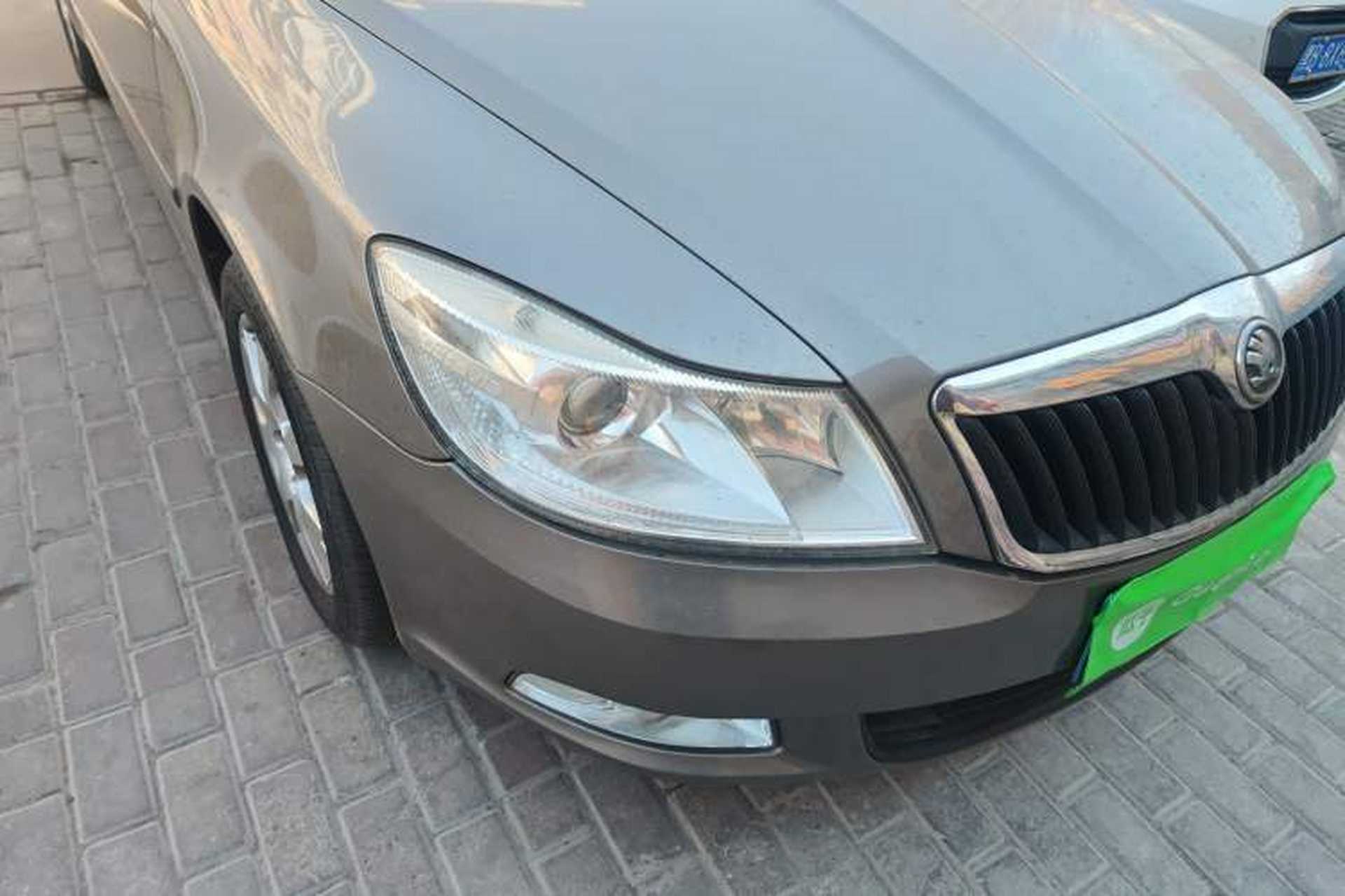 Used Skoda Octavia 2014 1.6L Automatic Yijie Edition Right Front Headlight