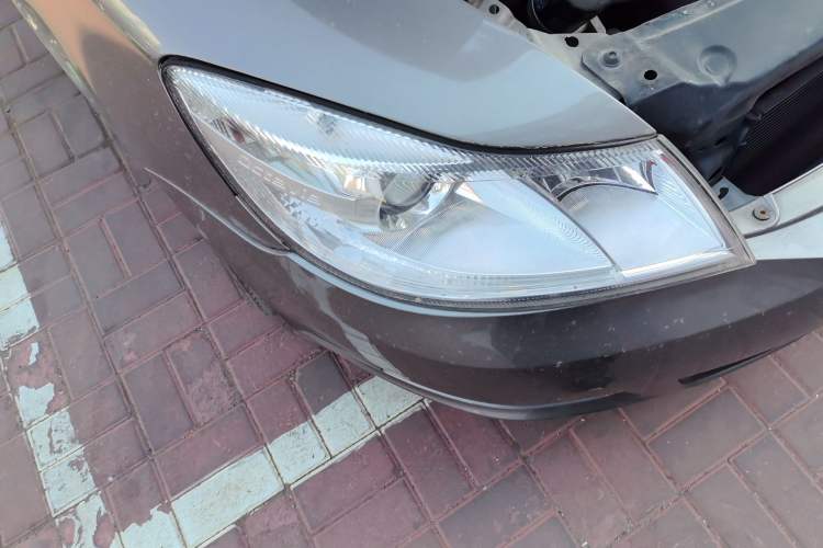 Used Skoda Octavia 2014 1.6L Automatic Yijie Edition Right Front Headlight