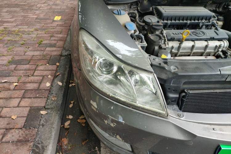 Used Skoda Octavia 2014 1.6L Automatic Yijie Edition Right Front Headlight