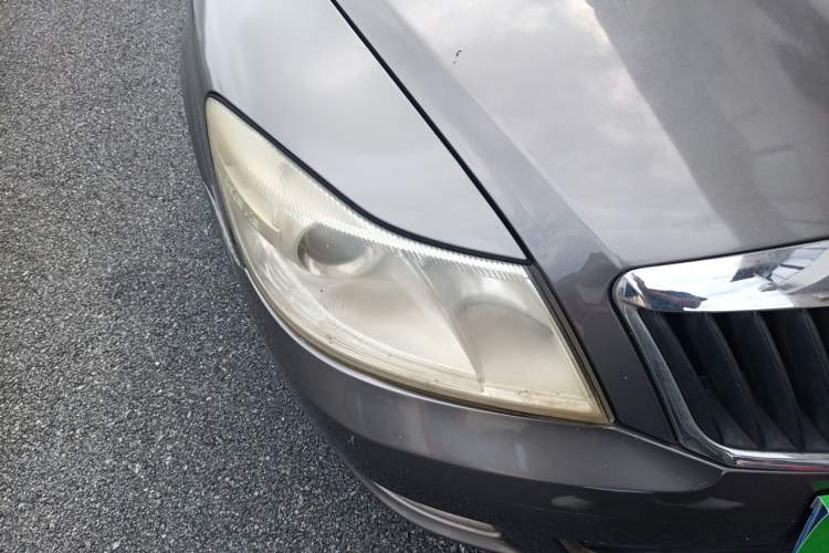 Used Skoda Octavia 2014 1.6L Automatic Yijie Edition Right Front Headlight