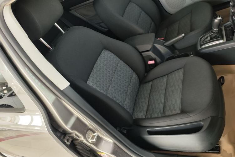Used Skoda Octavia 2014 1.6L Automatic Yijie Edition Right Front Seat