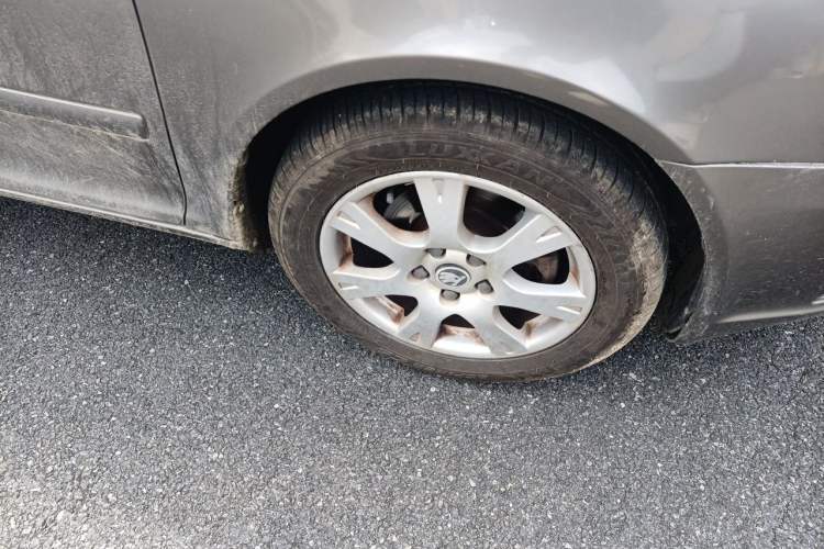 Used Skoda Octavia 2014 1.6L Automatic Yijie Edition Right Front Wheel Hub