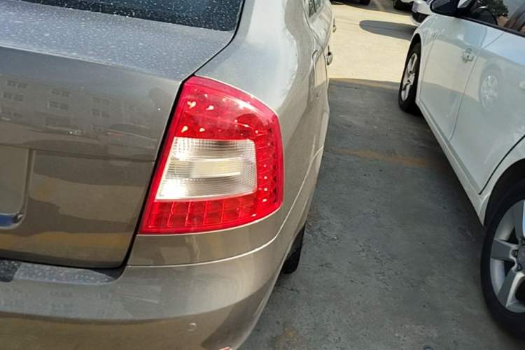 Used Skoda Octavia 2014 1.6L Automatic Yijie Edition Right Rear Taillight