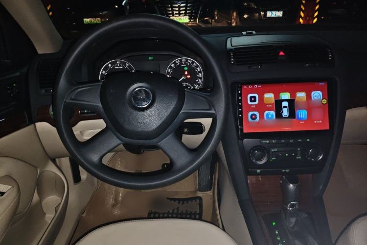 Used Skoda Octavia 2014 1.6L Automatic Yijun Edition Steering Wheel