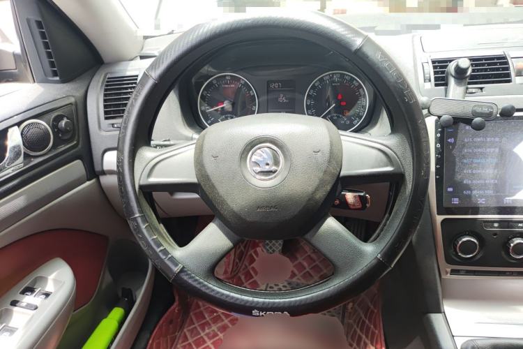 Used Skoda Octavia 2014 1.6L Manual Yijie Edition Steering Wheel