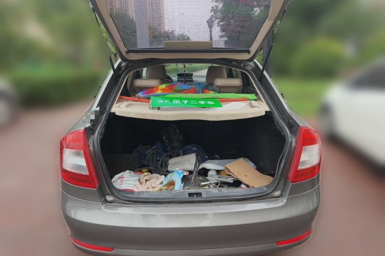 Used Skoda Octavia 2014 1.6L Manual Yijun Edition Trunk