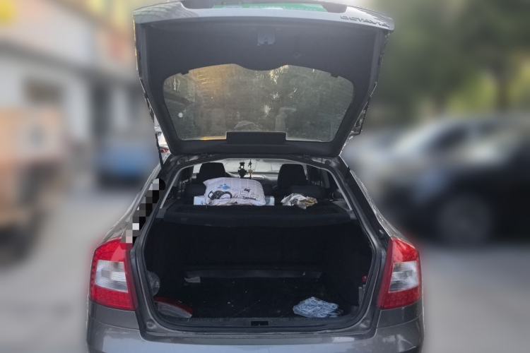 Used Skoda Octavia 2014 1.6L Manual Yijie Edition Trunk