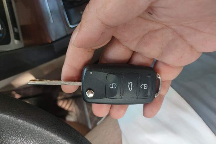 Used Skoda Octavia 2014 1.6L Automatic Yijun Edition Vehicle Key