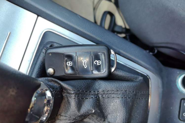Used Skoda Octavia 2014 1.6L Automatic Yijie Edition Vehicle Key
