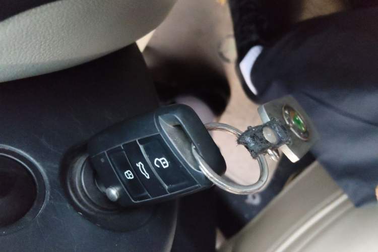 Used Skoda Octavia 2014 1.6L Manual Yijie Edition Vehicle Key