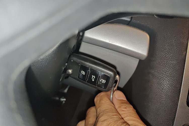 Used Skoda Octavia 2014 1.6L Automatic Yijie Edition Vehicle Key