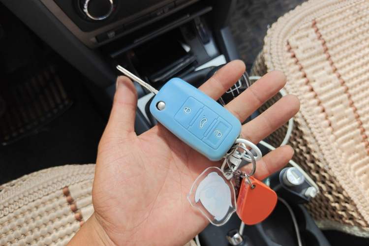 Used Skoda Octavia 2014 1.6L Manual Yijie Edition Vehicle Key
