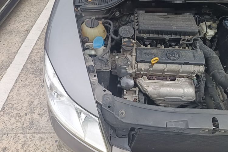 Used Skoda Octavia 2014 1.6L Automatic Yijun Edition Engine Bay Right