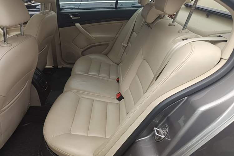 Used Skoda Octavia 2014 1.6L Automatic Yijun Edition Left Rear Seat