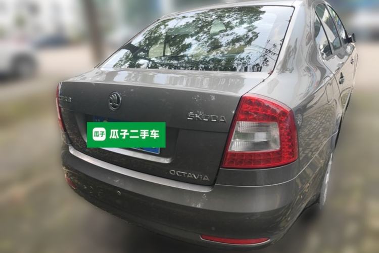 Used Skoda Octavia 2014 1.6L Automatic Yijie Edition Rear