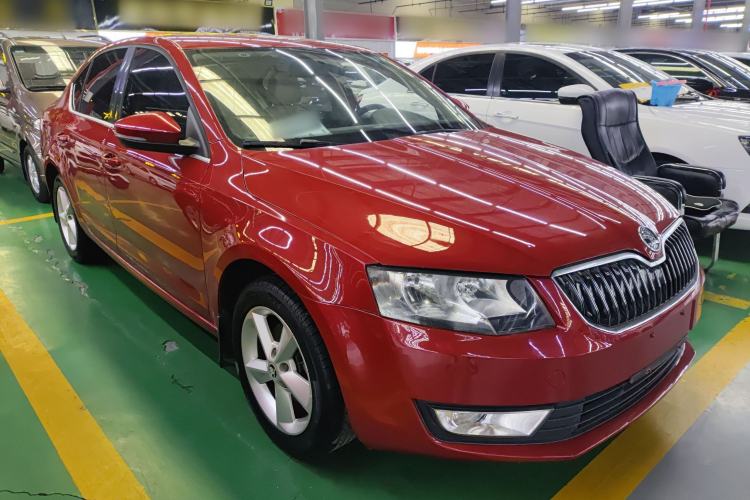 Used Skoda Octavia 2014 1.6L Automatic Yijie Edition Exterior 1