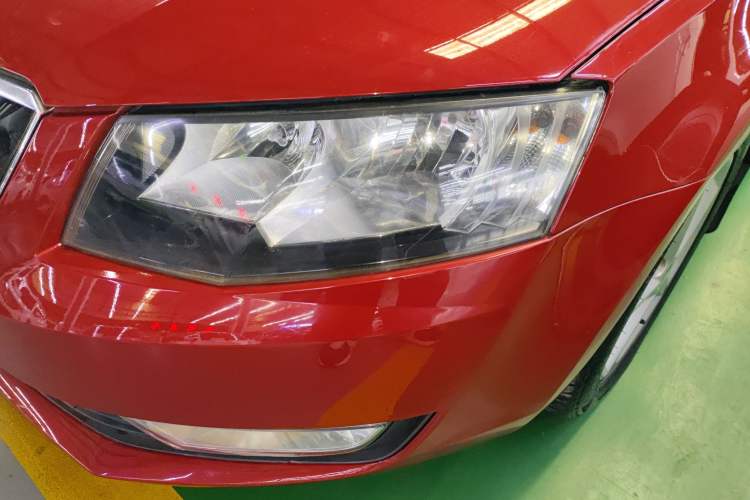 Used Skoda Octavia 2014 1.6L Automatic Yijie Edition Left Front Headlight