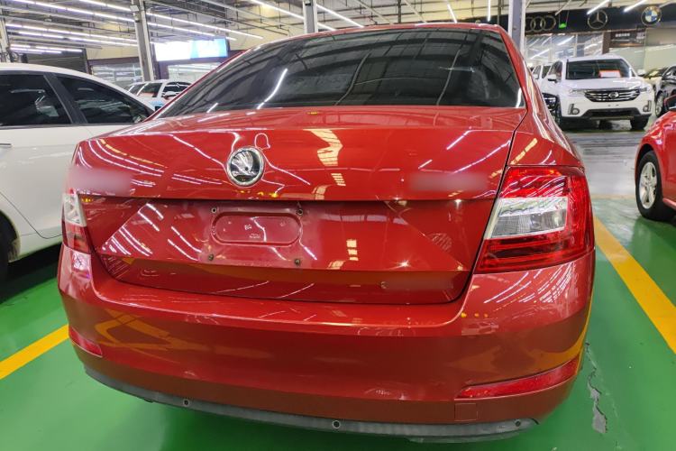 Used Skoda Octavia 2014 1.6L Automatic Yijie Edition Rear