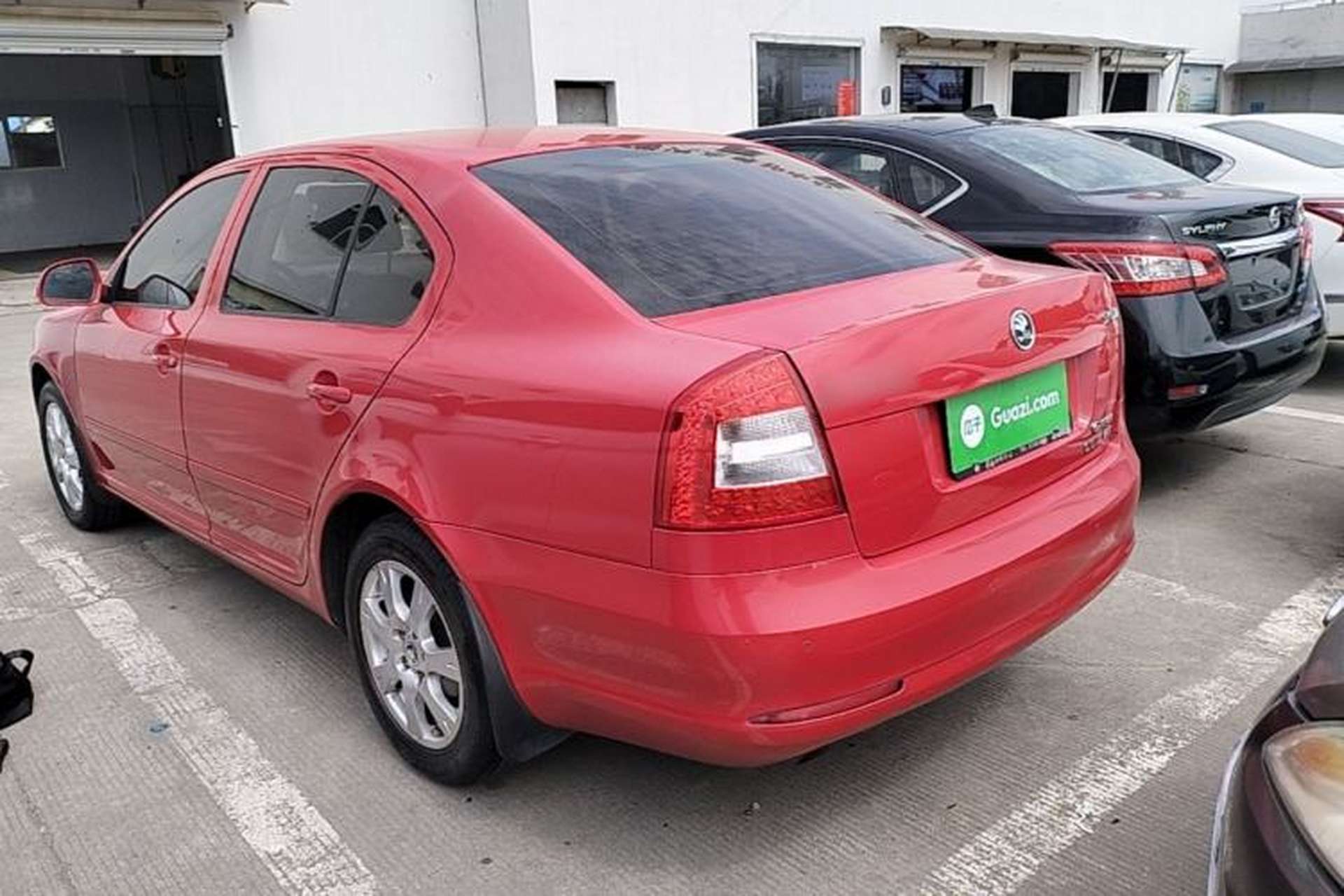 Used Skoda Octavia 2014 1.6L Manual Yijie Edition Rear Left 45 Deg