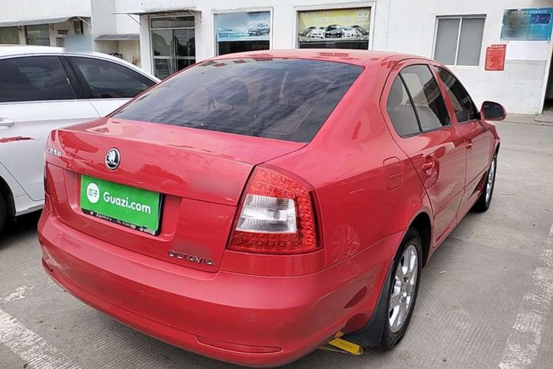 Used Skoda Octavia 2014 1.6L Manual Yijie Edition Rear Right 45 Deg