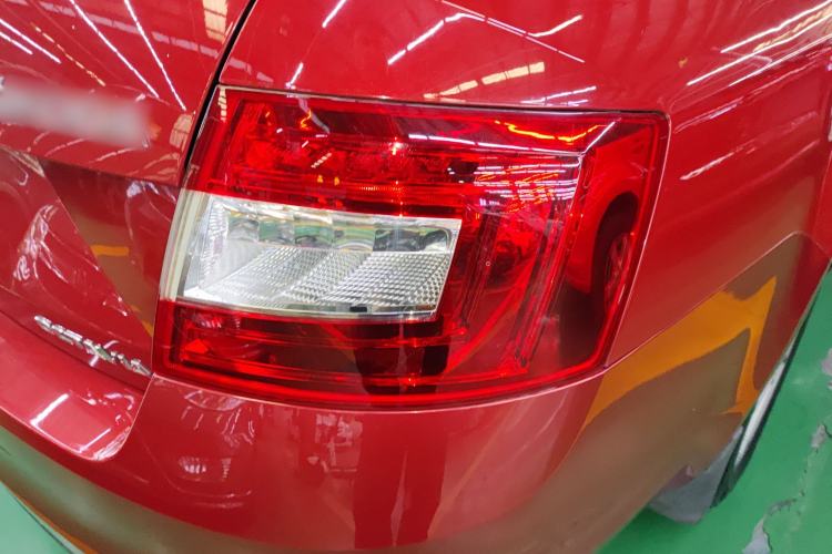 Used Skoda Octavia 2014 1.6L Automatic Yijie Edition Right Rear Taillight