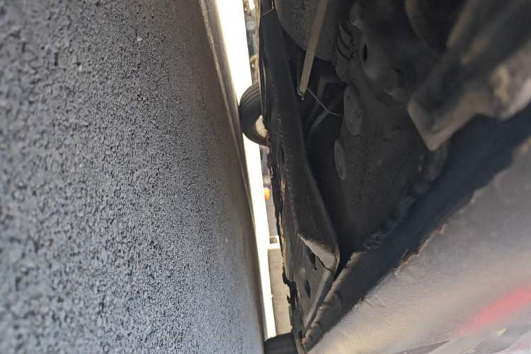 Used Skoda Octavia 2014 1.6L Automatic Yijie Edition Chassis Rear Right